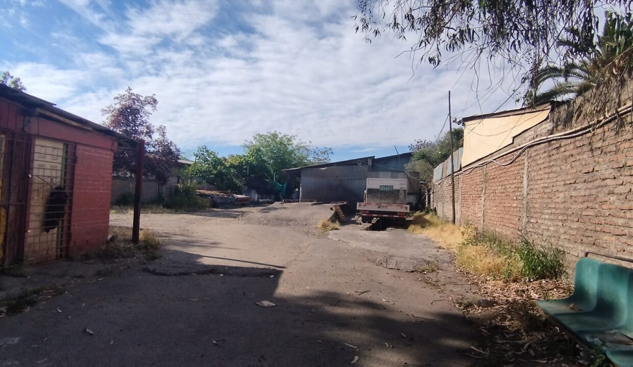 506627433_10235853674860379_1633782876168632664_n