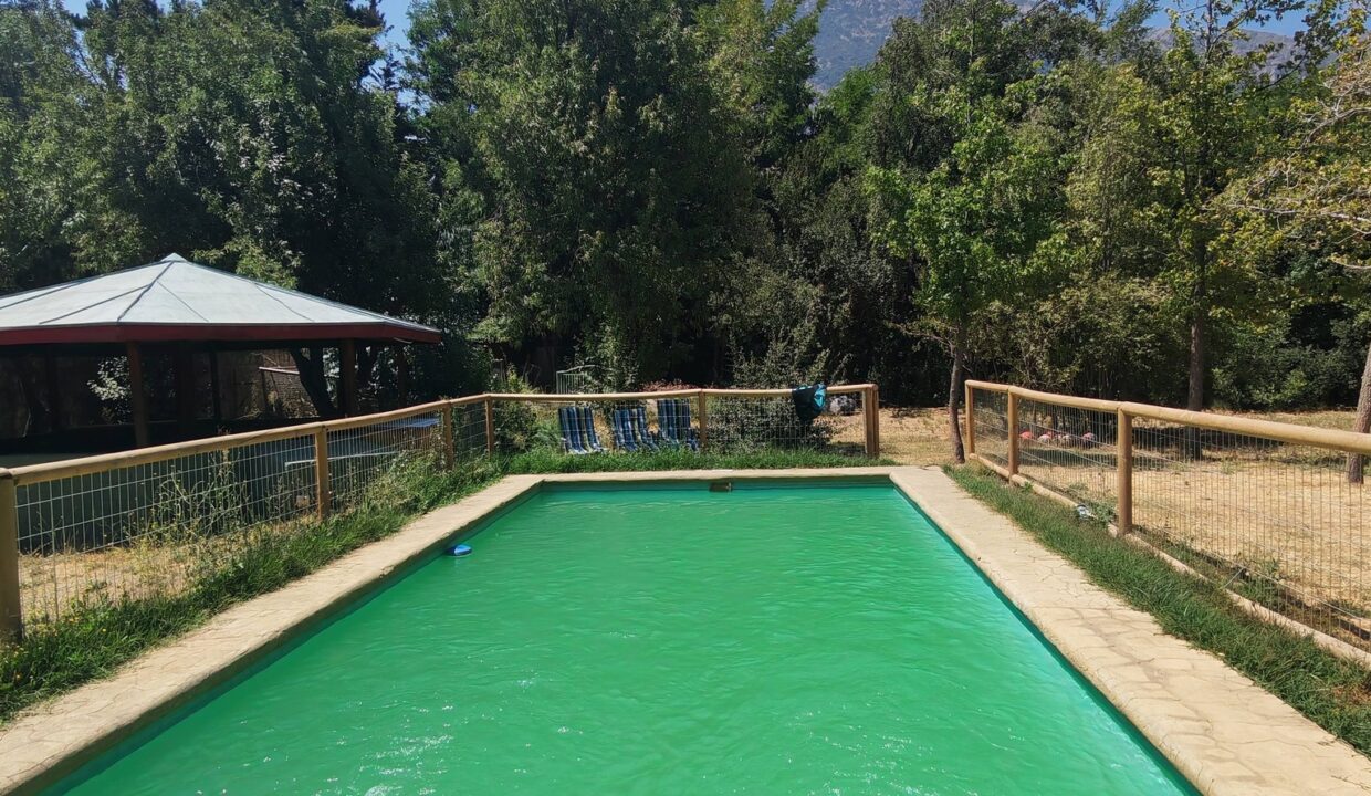 618765210_10239228987281080_7594217351645784949_n